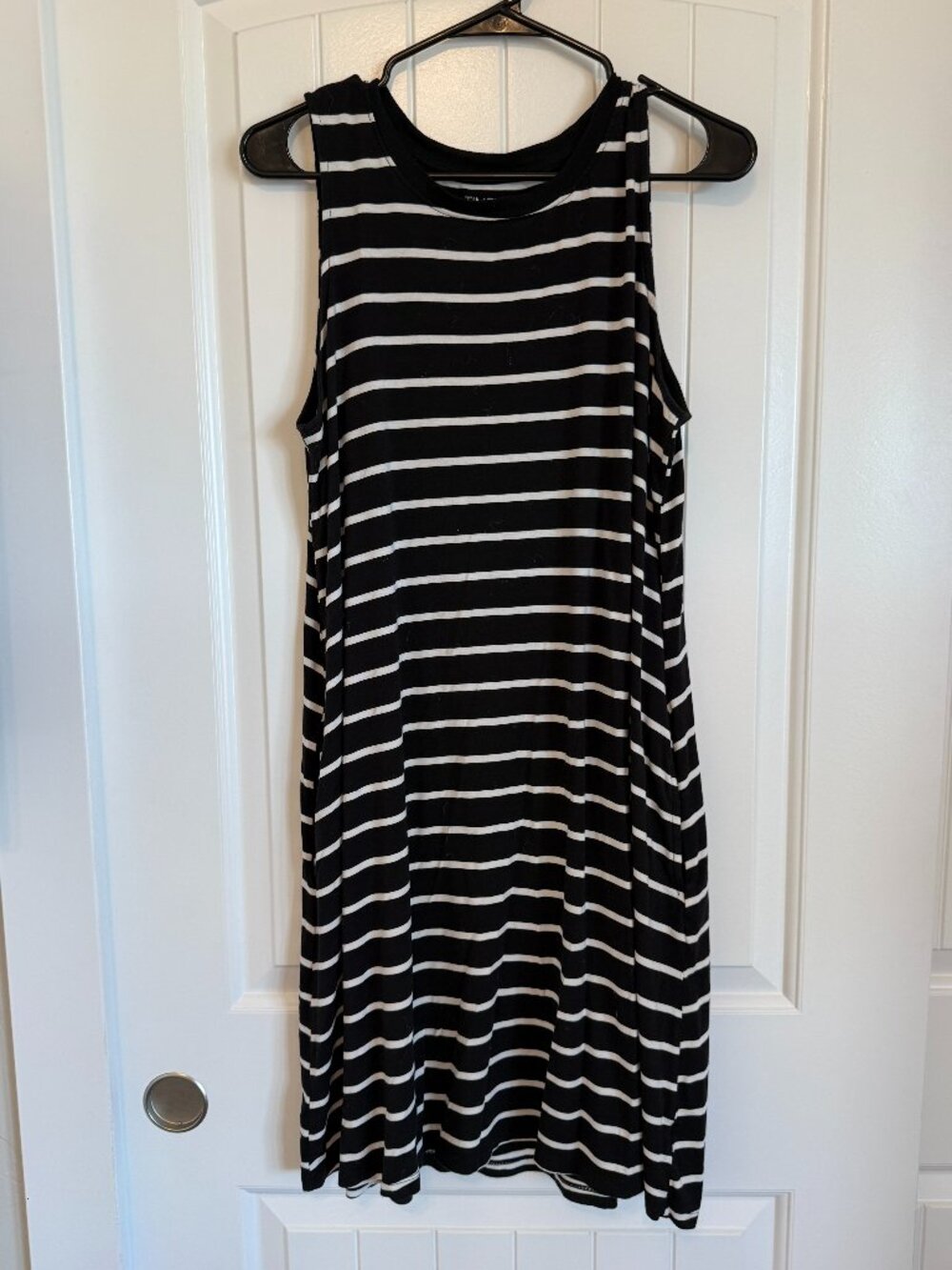 Time and Tru sleeveless black and white striped swing dress. Size XL